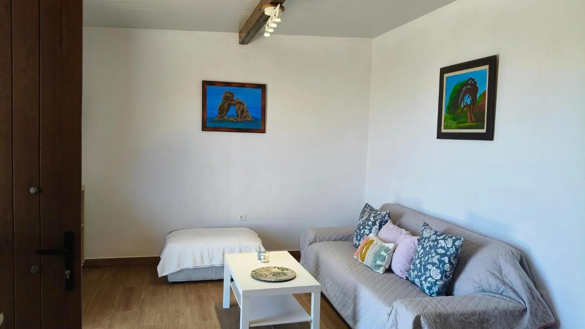Vivienda Vacacional La Cueva Mocanal 0*,  Spanien